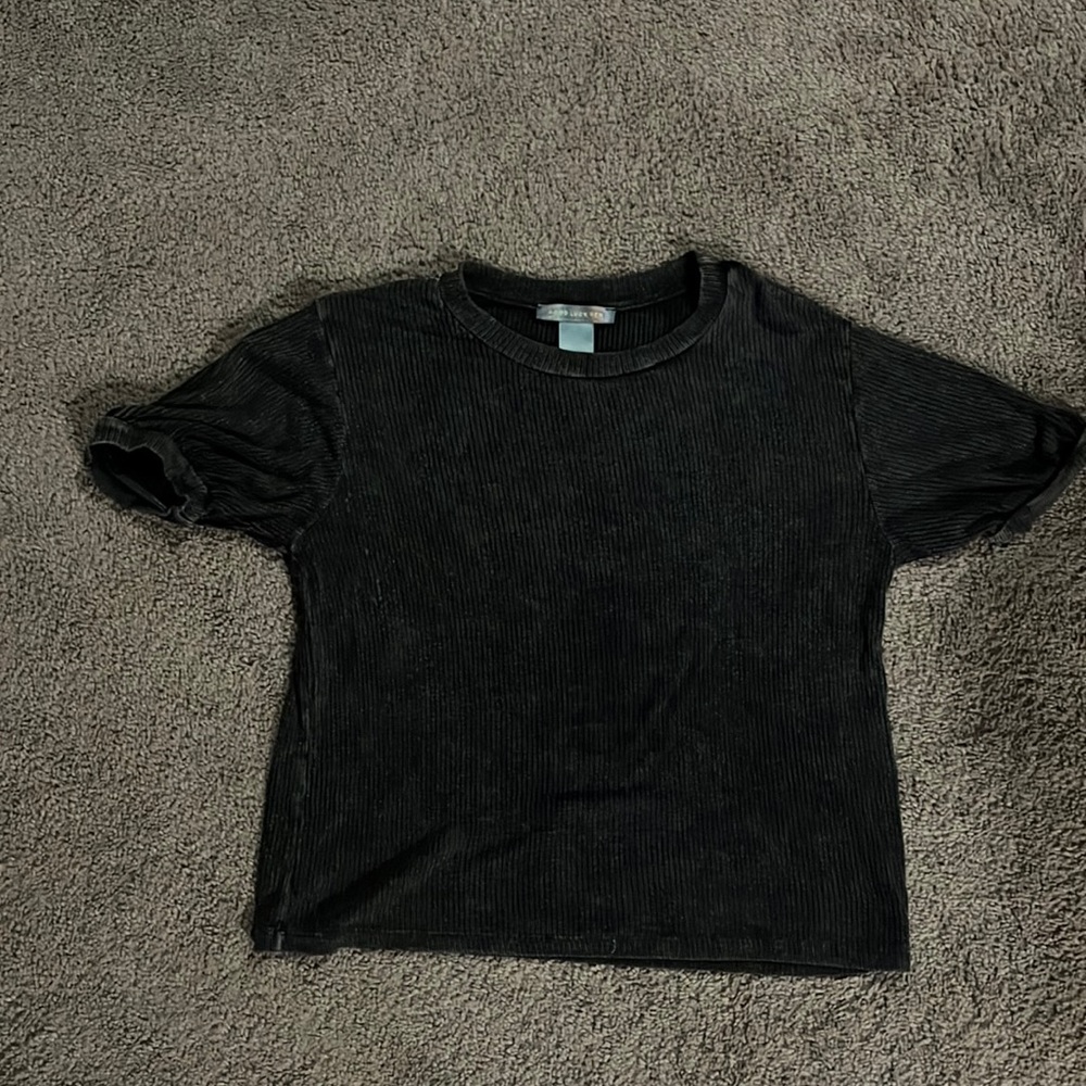Black crop t shirt